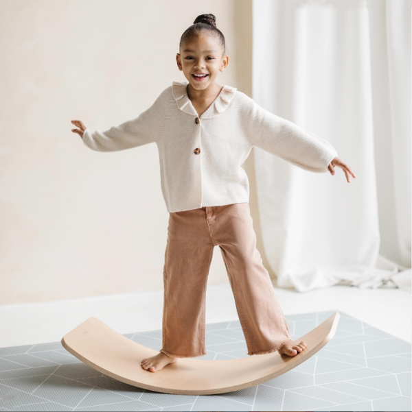 Wooden Wobble Balance Board WK-37